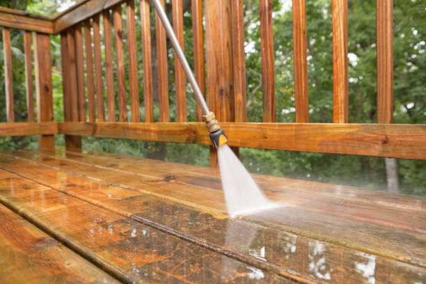 Best Deck Cleaning Services  in Farrell, PA
